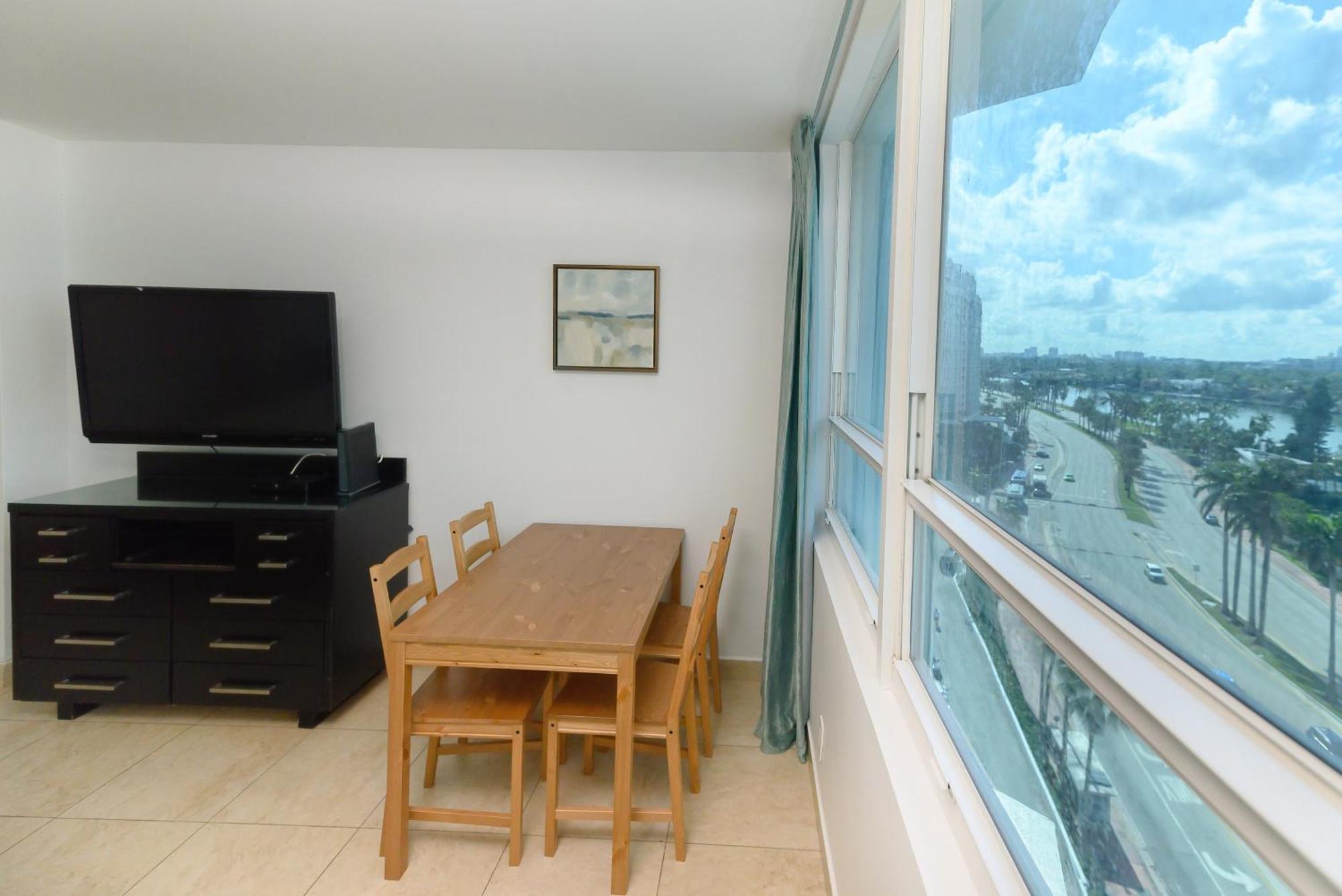Seastays Apart-hotel
